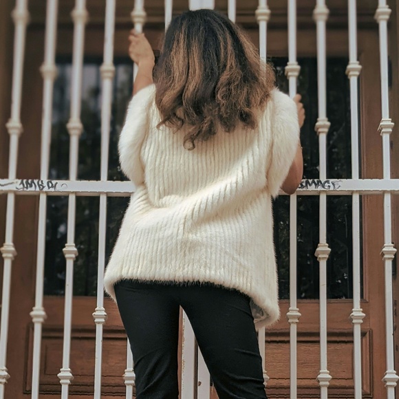 White Mink Convertible Jacket w/ Fox Trim - Picture 5 of 11